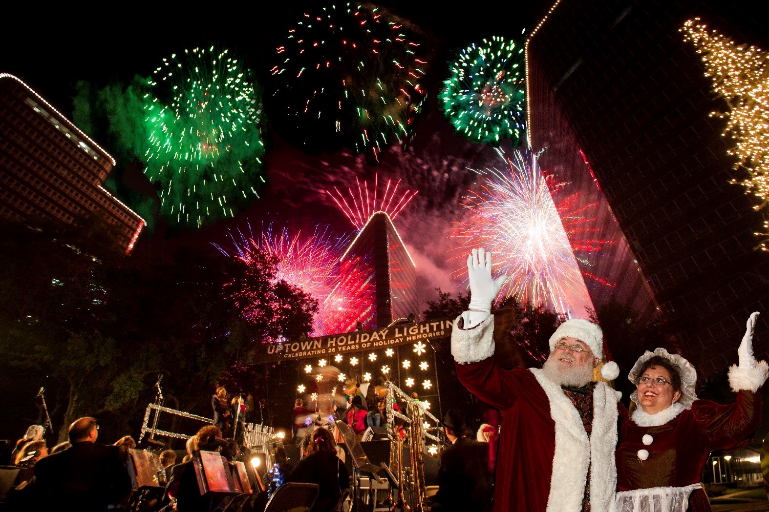 Uptown Holiday Lighting Returns