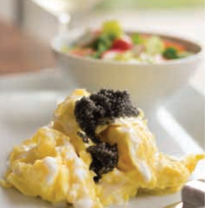 bistro-menil-julias-eggs