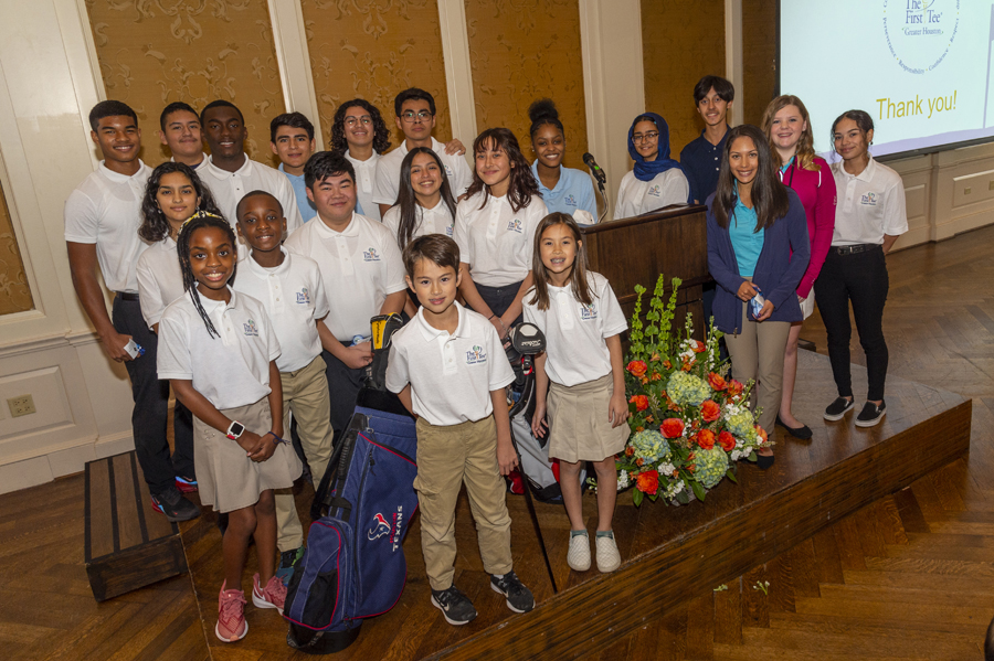 Youth-participating-in-First-Tee-of-Greater-Houston