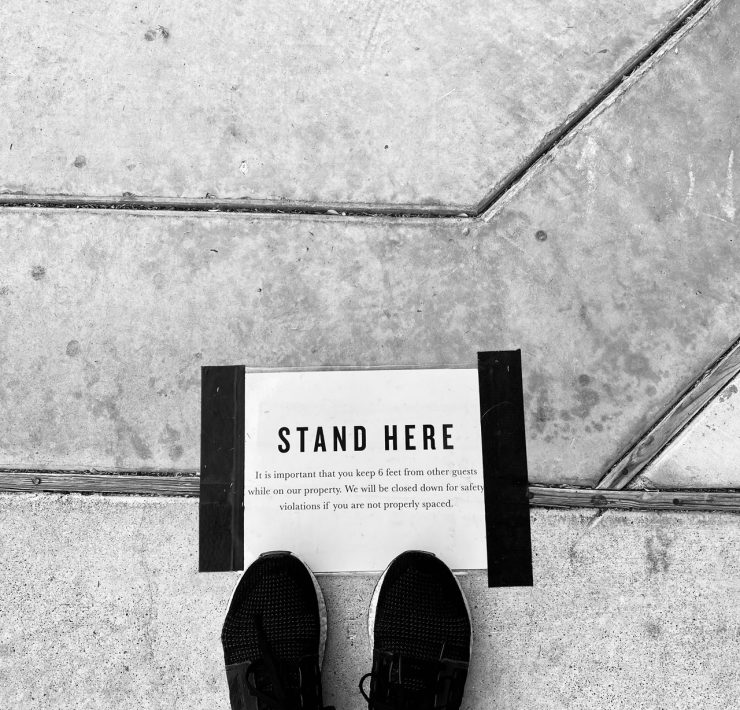 Social-Distancing-Standing-in-Line