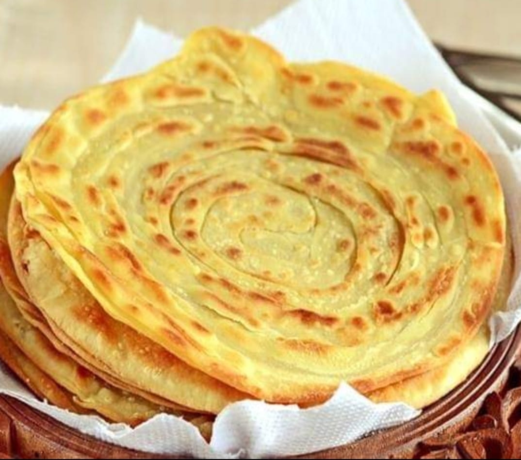 8-Flaky-Parathas-w-clarified-butter-Kaiser-Lashkari-facebook