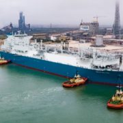2-Cheniere-moves-LNG-cargo