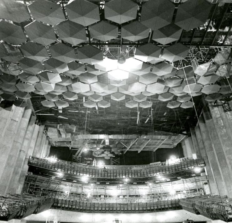 6-Jones-Hall-Interior