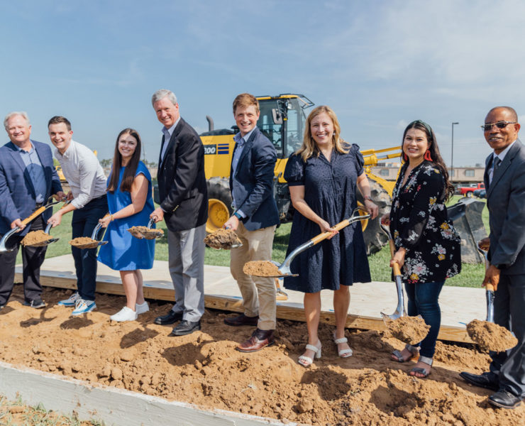 groundbreaking-811-2750_St.-Lukes-United-Methodist-Church-pastors-1