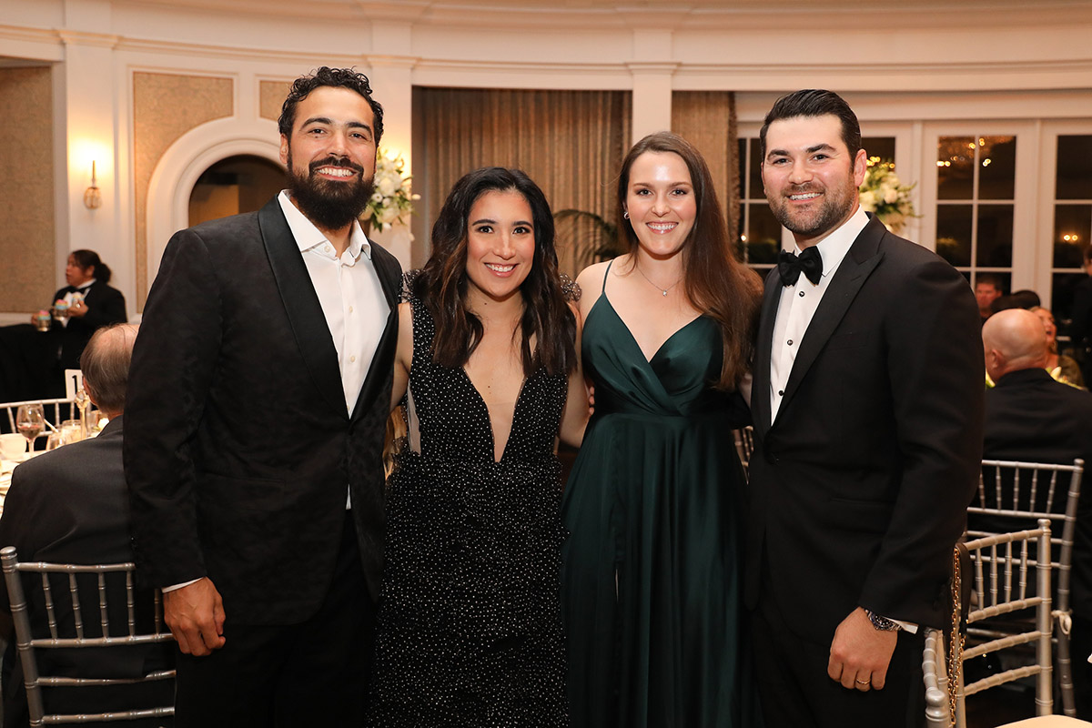 Anthony-and-Amanda-Rendon-Sidney-and-Michael-Aquino380an
