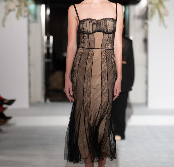 Model-Wearing-Jason-Wu_2