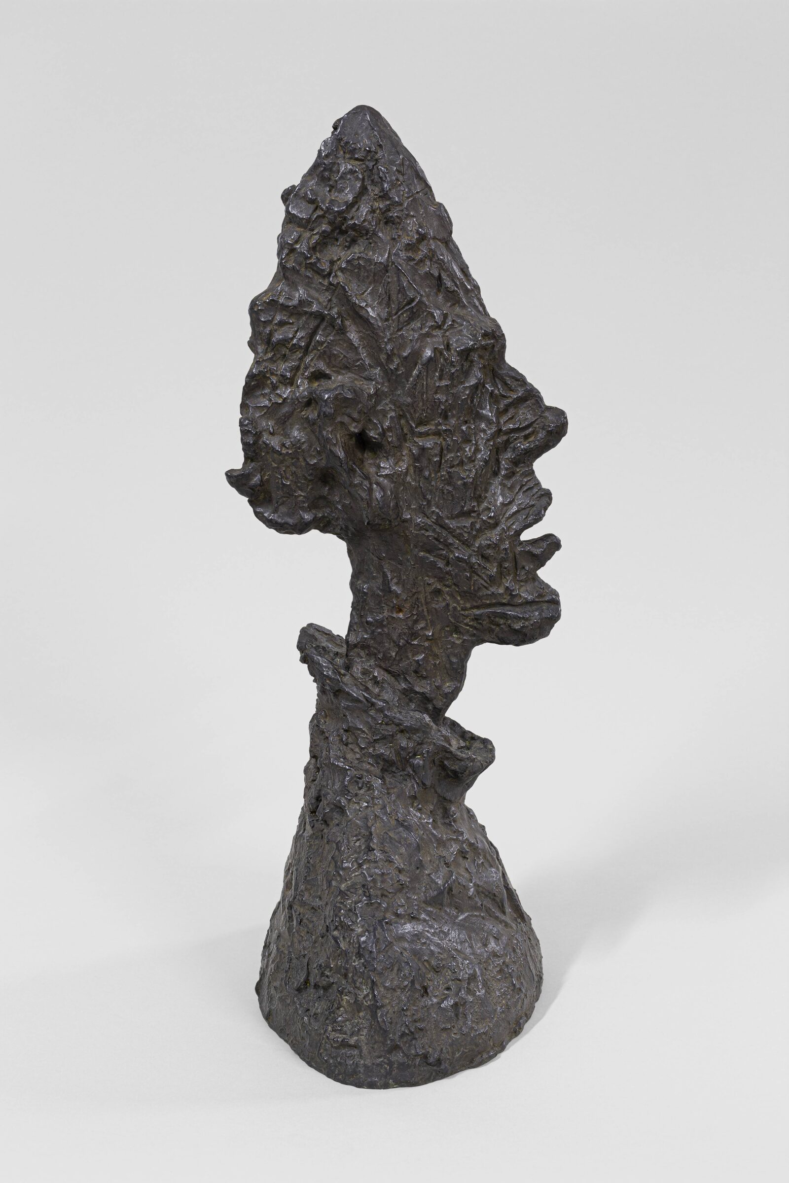 5_Tall-Thin-Head-1954-side