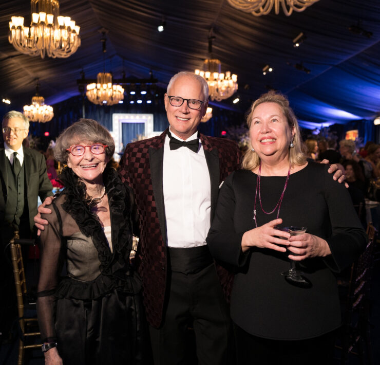 Elisan-Cozens-Tripp-Carter-Susan-Davidson.-Photo-by-Daniel-Ortiz