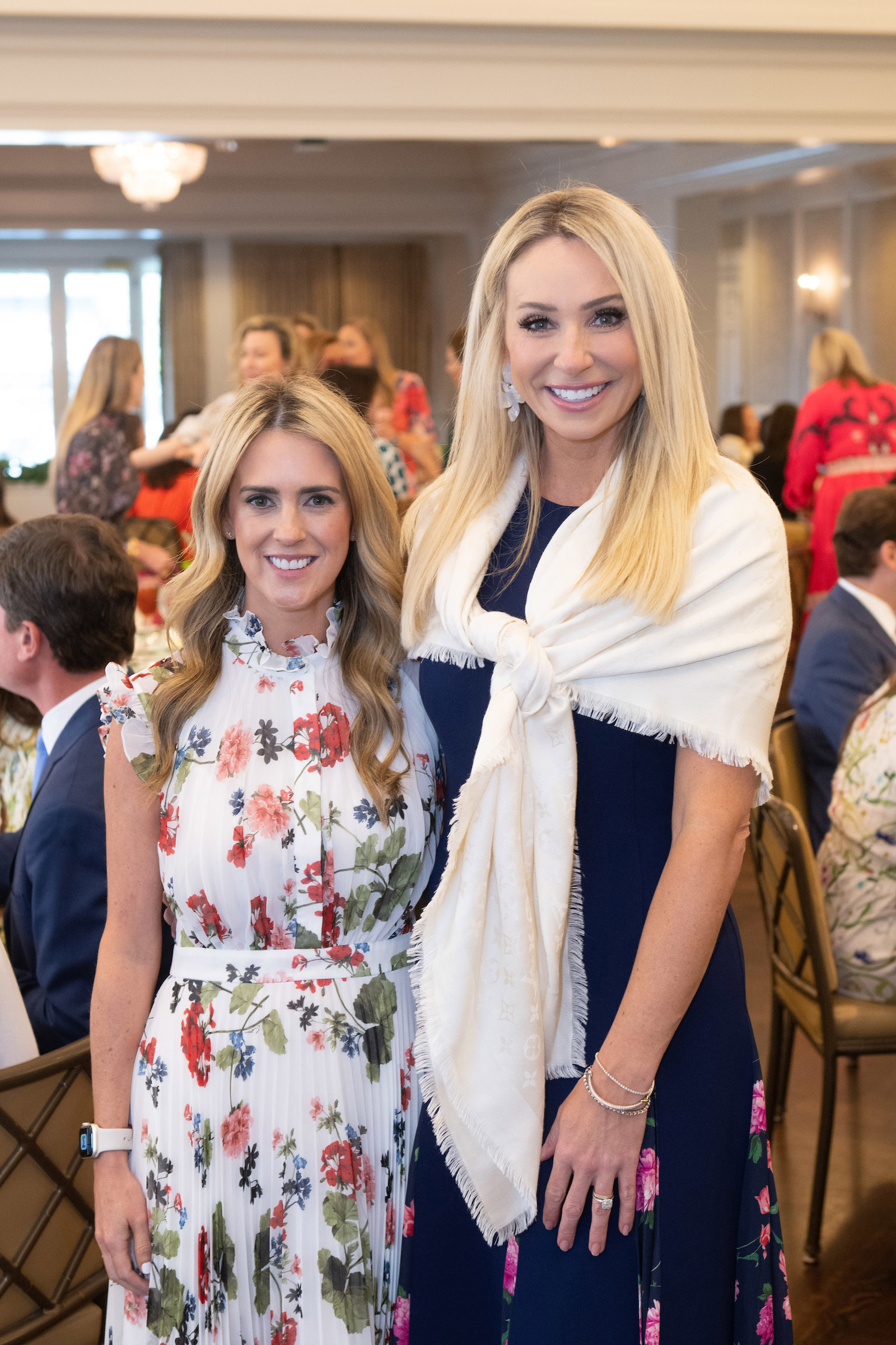 08-Co-Chair-Caroline-Bean-Mistress-Of-Ceremony-Chita-Craft