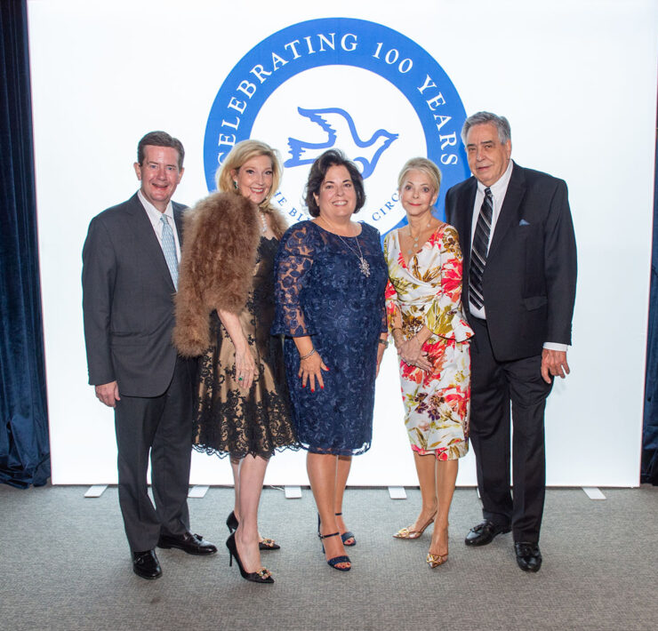 Jeff-Kathryn-Smith-Abigail-Tonry-Sarah-and-Paul-Burchfield_JPP