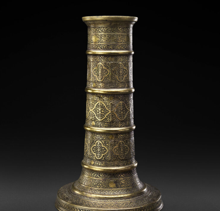 3-Torch-Stand