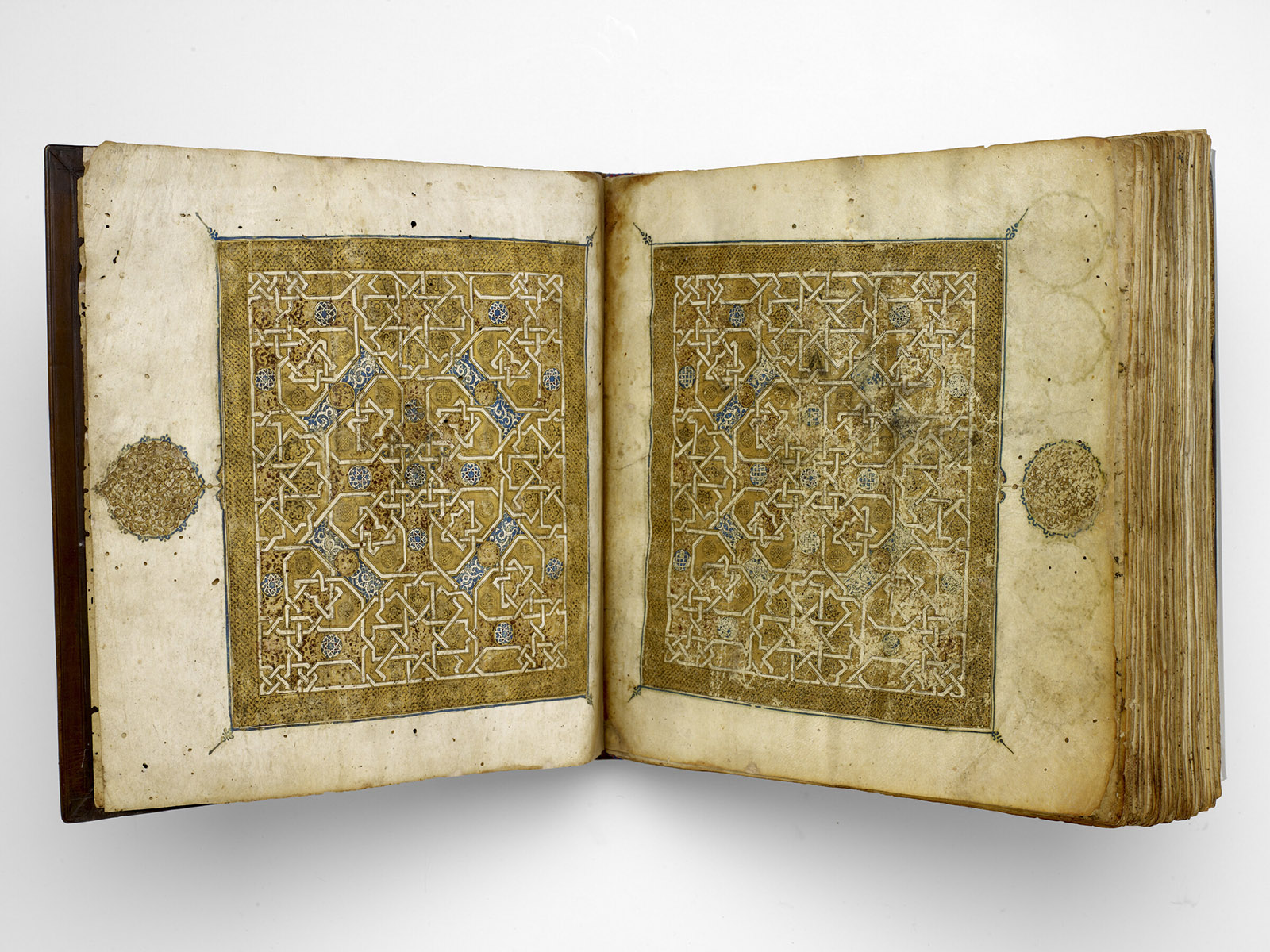 4-Moroccan-Quran-Manuscript-in-Maghribi-Script