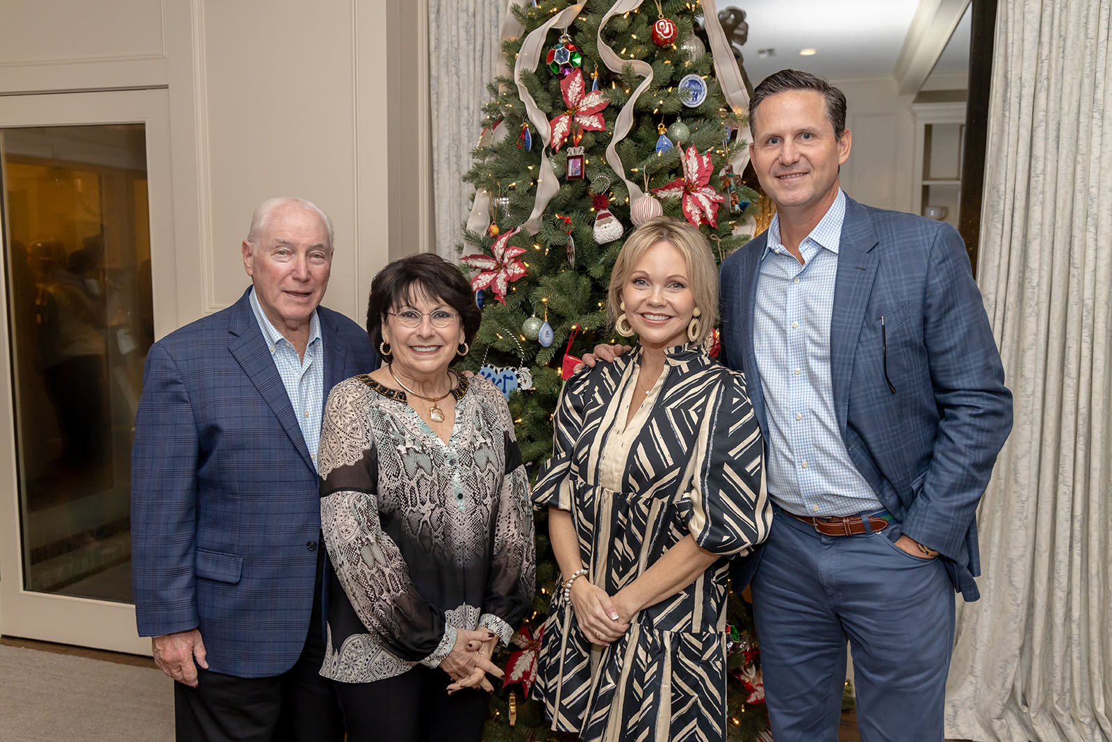 Barry-and-Rosalyn-Margolis-Freyja-and-Travis-Lauritsen