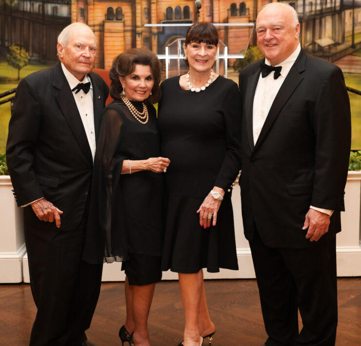 Dr-Walter-and-Linda-McReynolds-Cythnia-and-Bucky-Allshouse