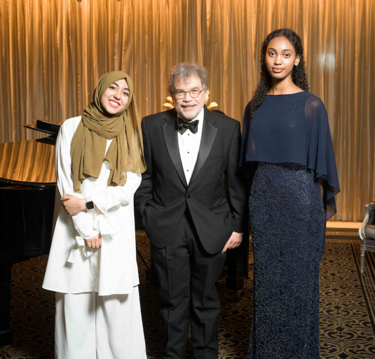 Aleena-Khan-Dr.-Peter-Hotez-Sophia-Burnette_by-Daniel-Ortiz