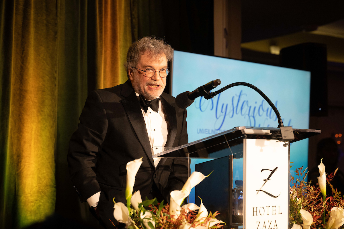 Dr.-Peter-Hotez_by-Daniel-Ortiz