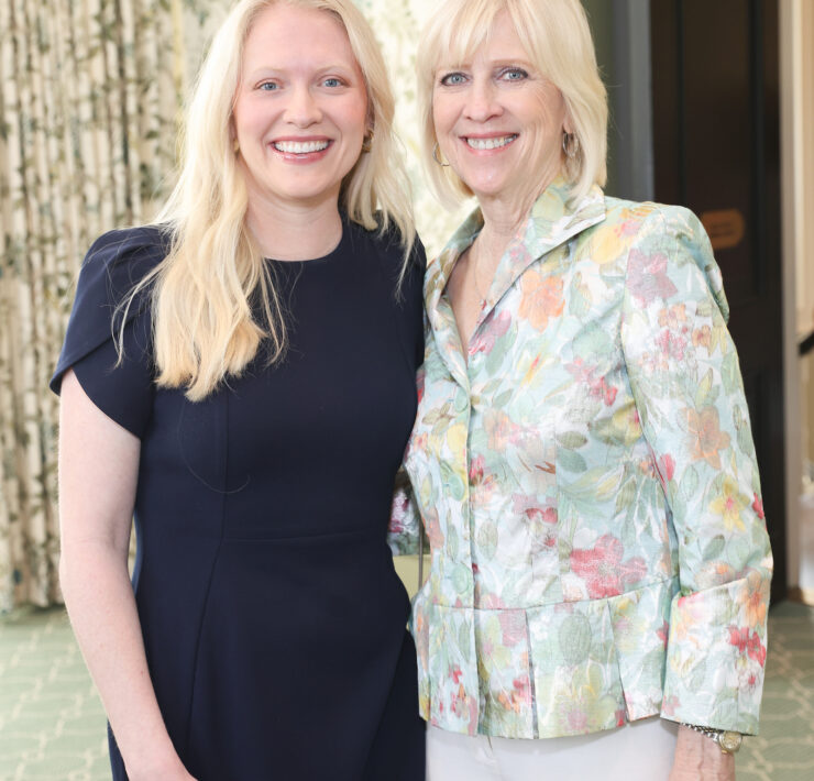 Alicia Kuhn, Cynthia Kuhn