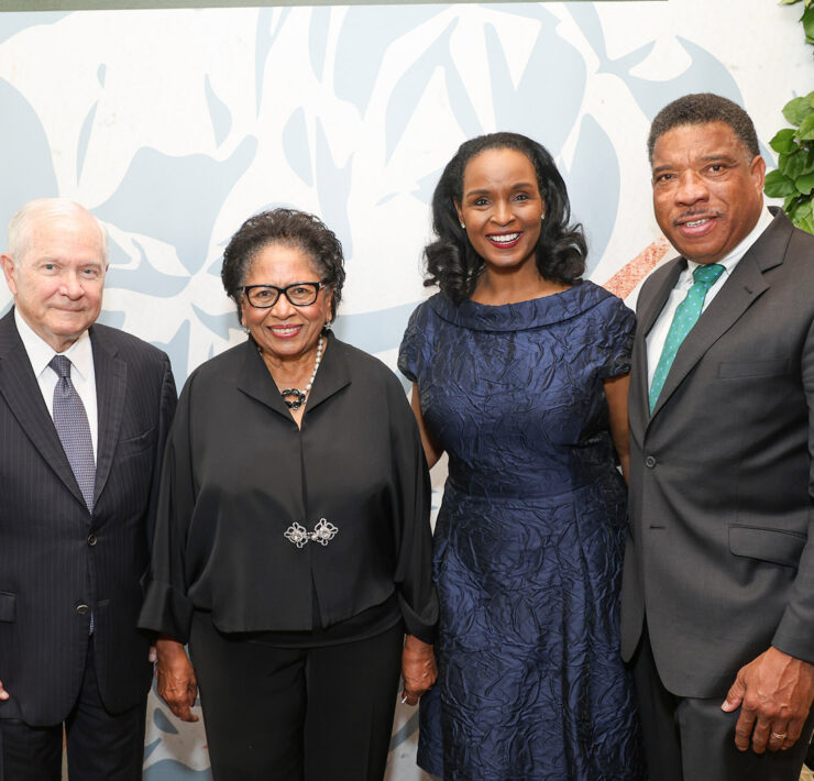 Dr. Bob Gates, Dr. Ruth J. Simmons and Winell and Doug Herron