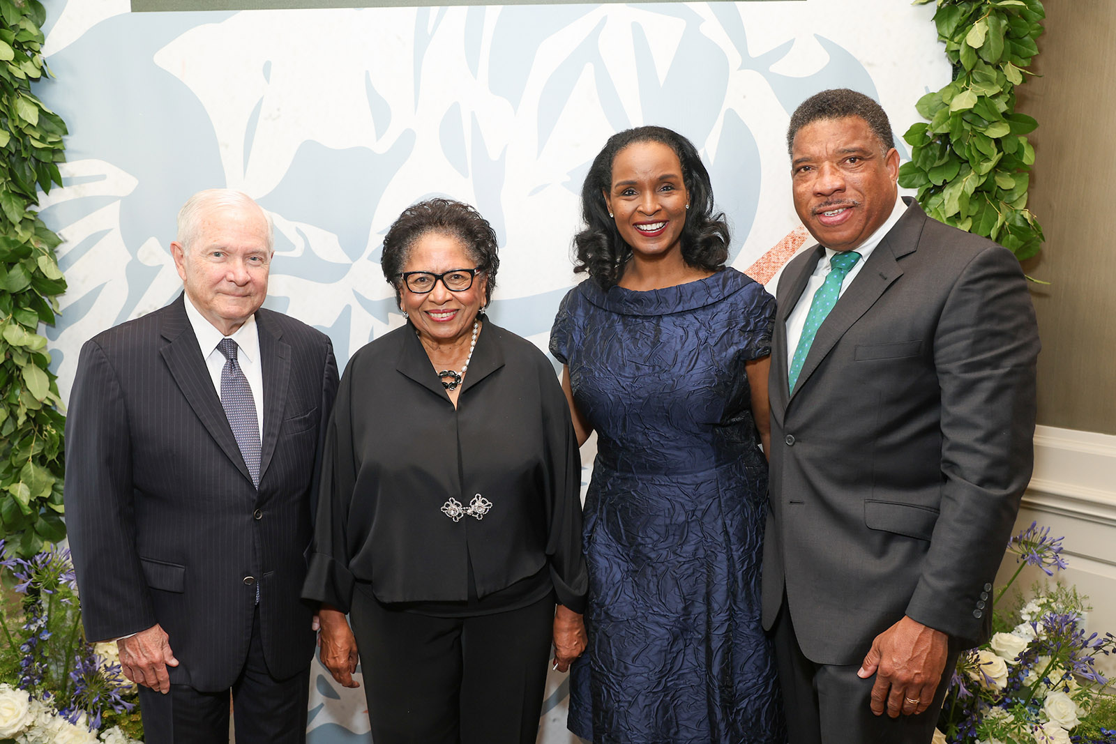 Dr. Bob Gates, Dr. Ruth J. Simmons and Winell and Doug Herron