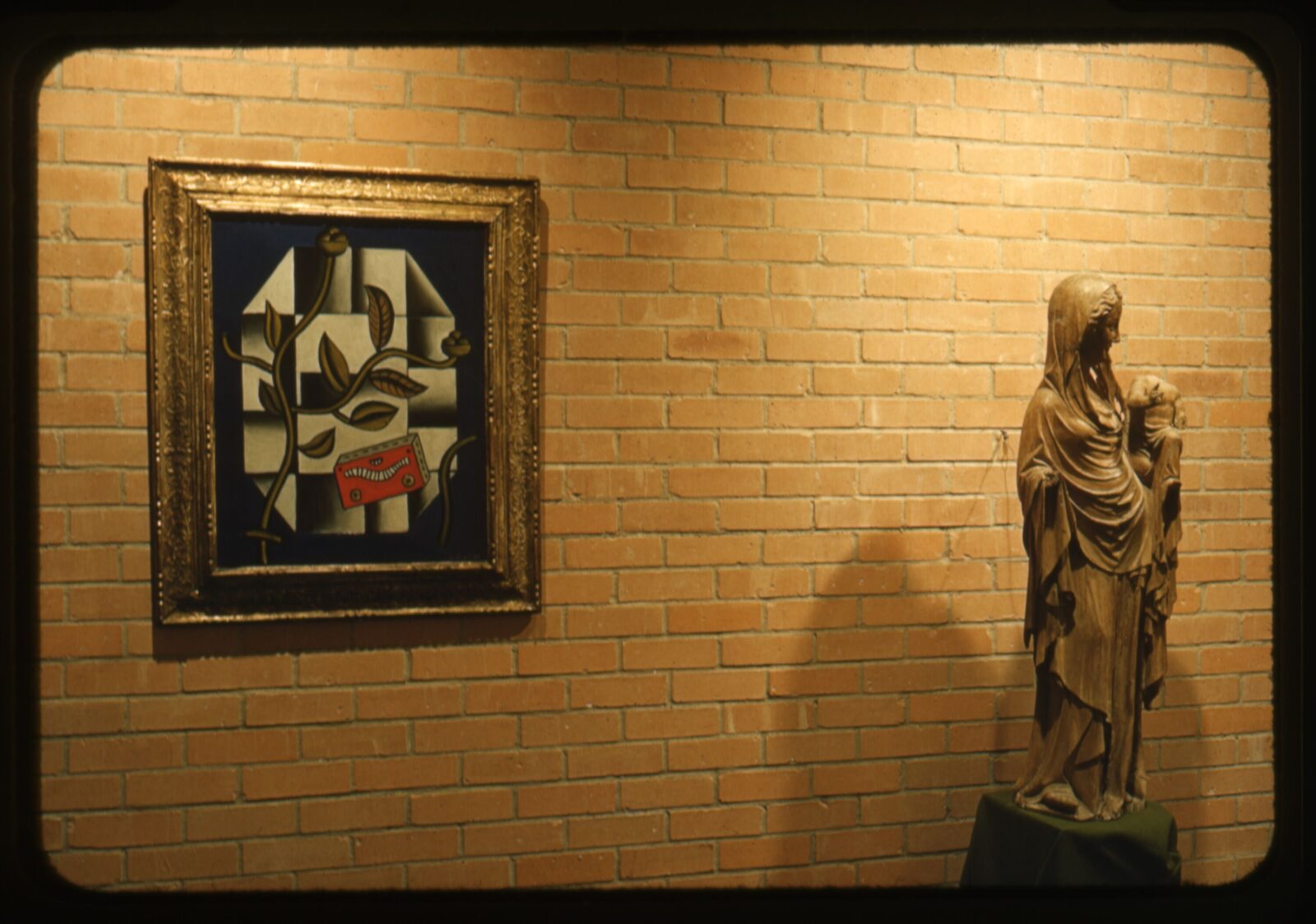 Photograph of the de Menil House, Entry Way, 1954
