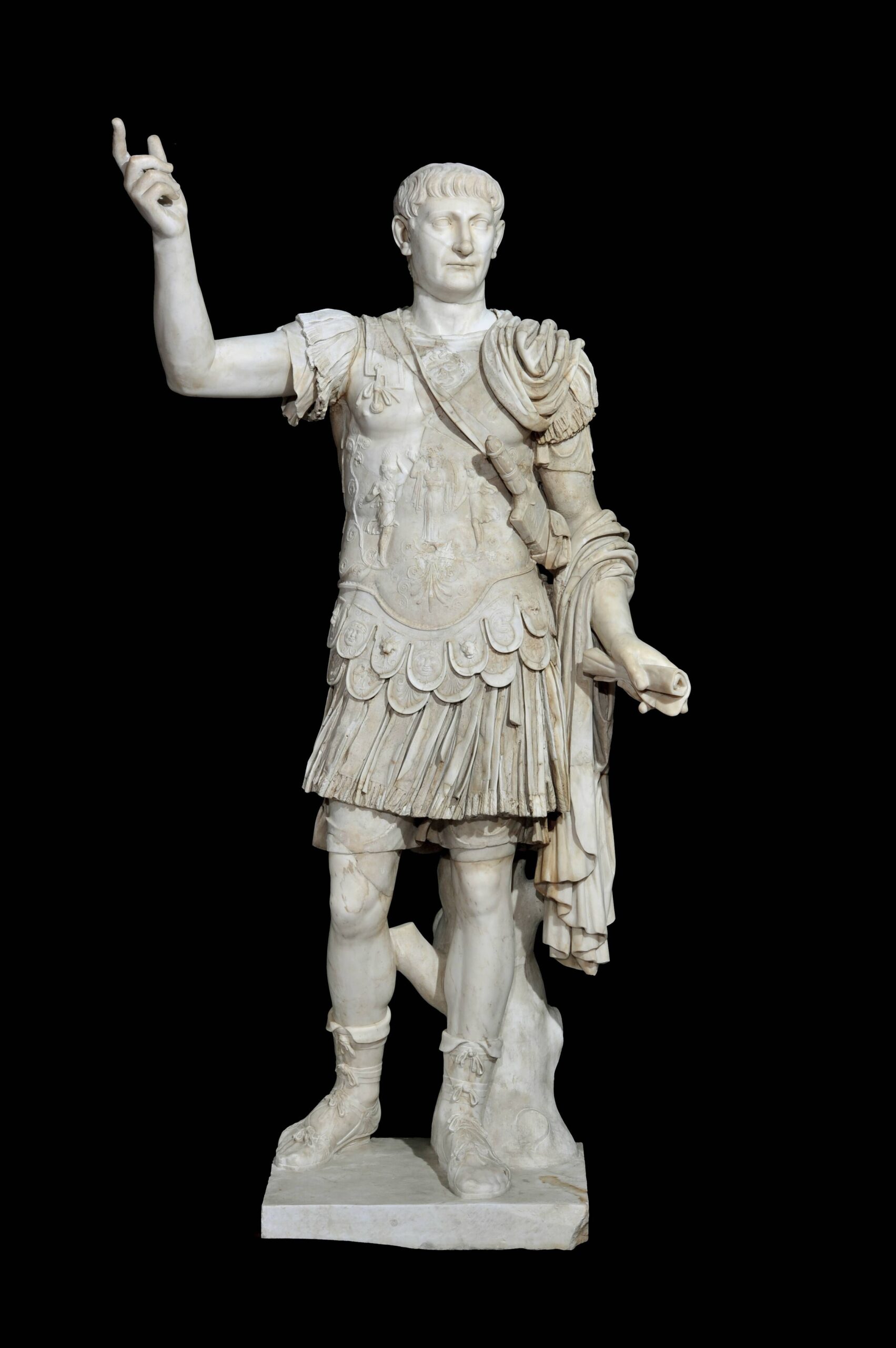 01 Statue of Trajan