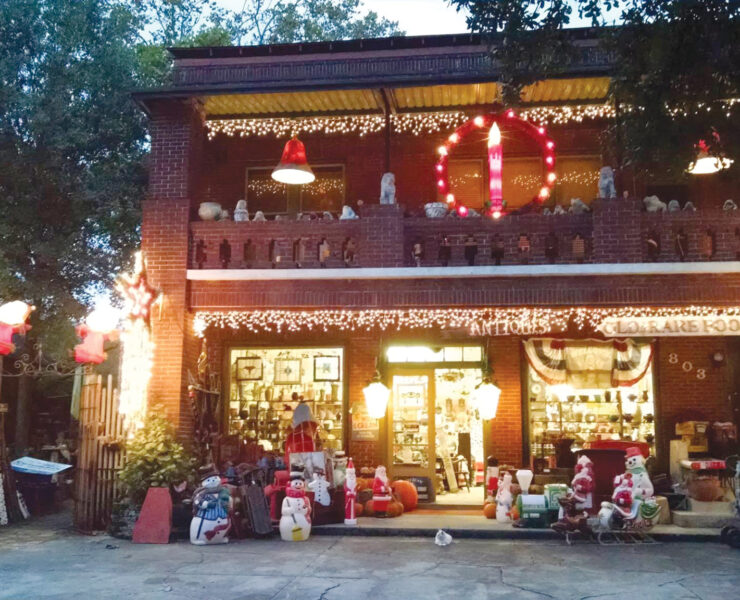 August Antiques facade
