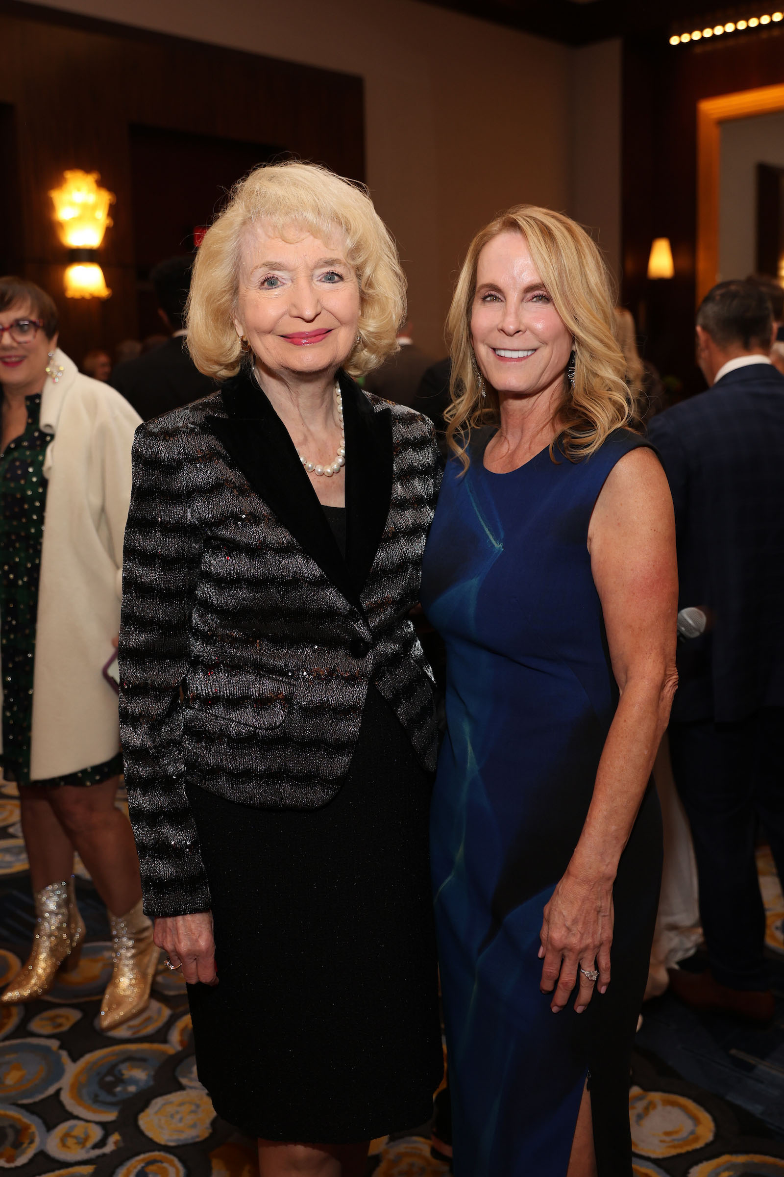 Mary Sage, Susan Binney