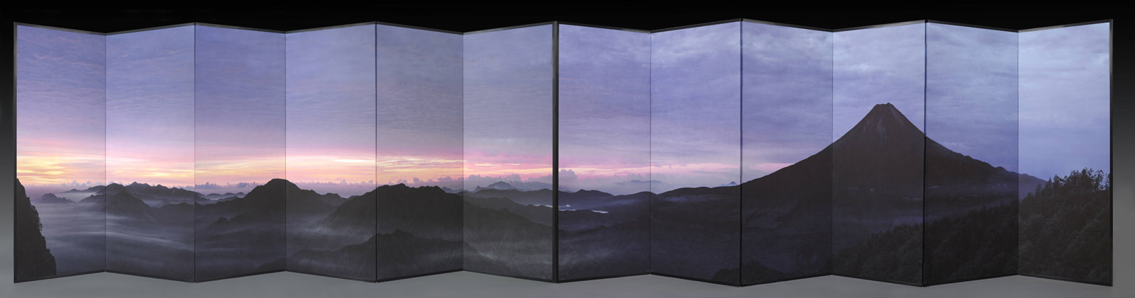 12 Hiroshi Sugimoto, Mt. Fuji, 2022