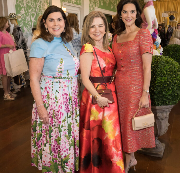 Lesha Elsenbrook, Donae Chramosta, Ann Ayre (Daniel Ortiz)