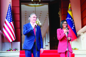 10Interior Secretary Doug Burgum and Interim President Delcy Rodriguez speak to press