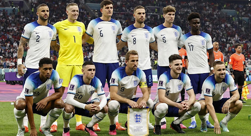 England led by Harry Kane, center, bottom row