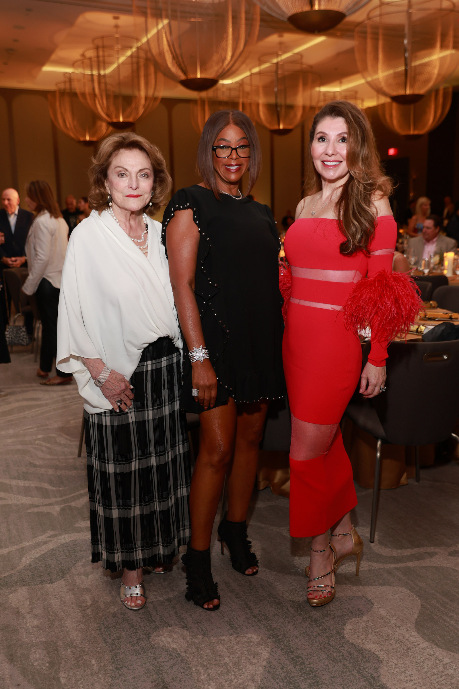 Beth Wolff, Deborah Duncan Stephanie Nielsen